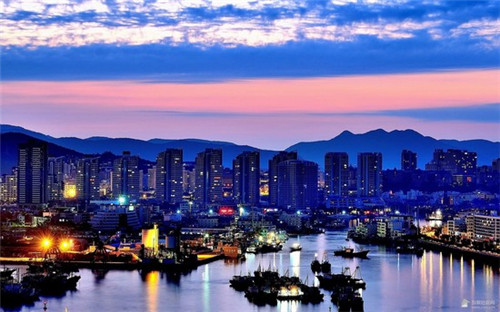 台北小站奶茶加盟一年盈利大约是多少钱，台北小站奶茶加盟费用多少钱才够